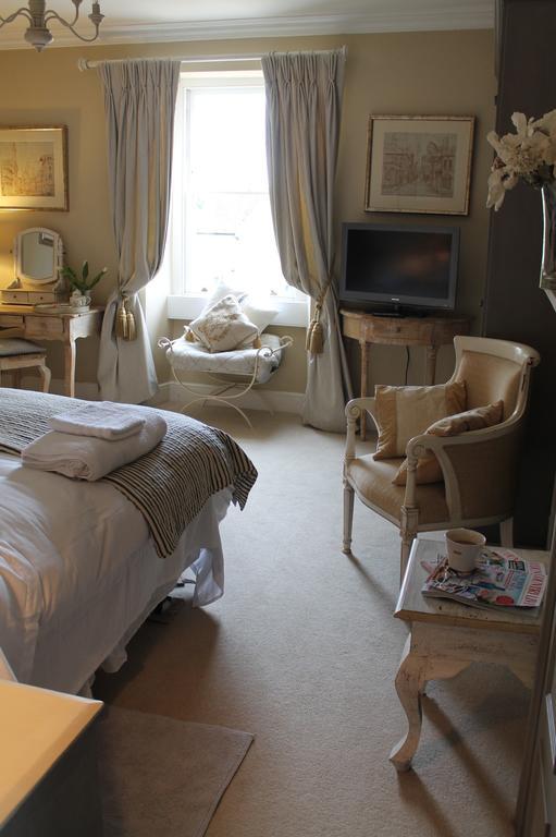 Roundhill Farmhouse Kelston Habitación foto
