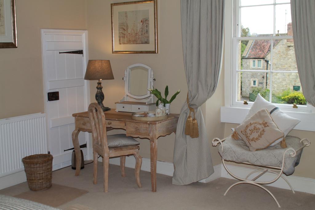 Roundhill Farmhouse Kelston Habitación foto